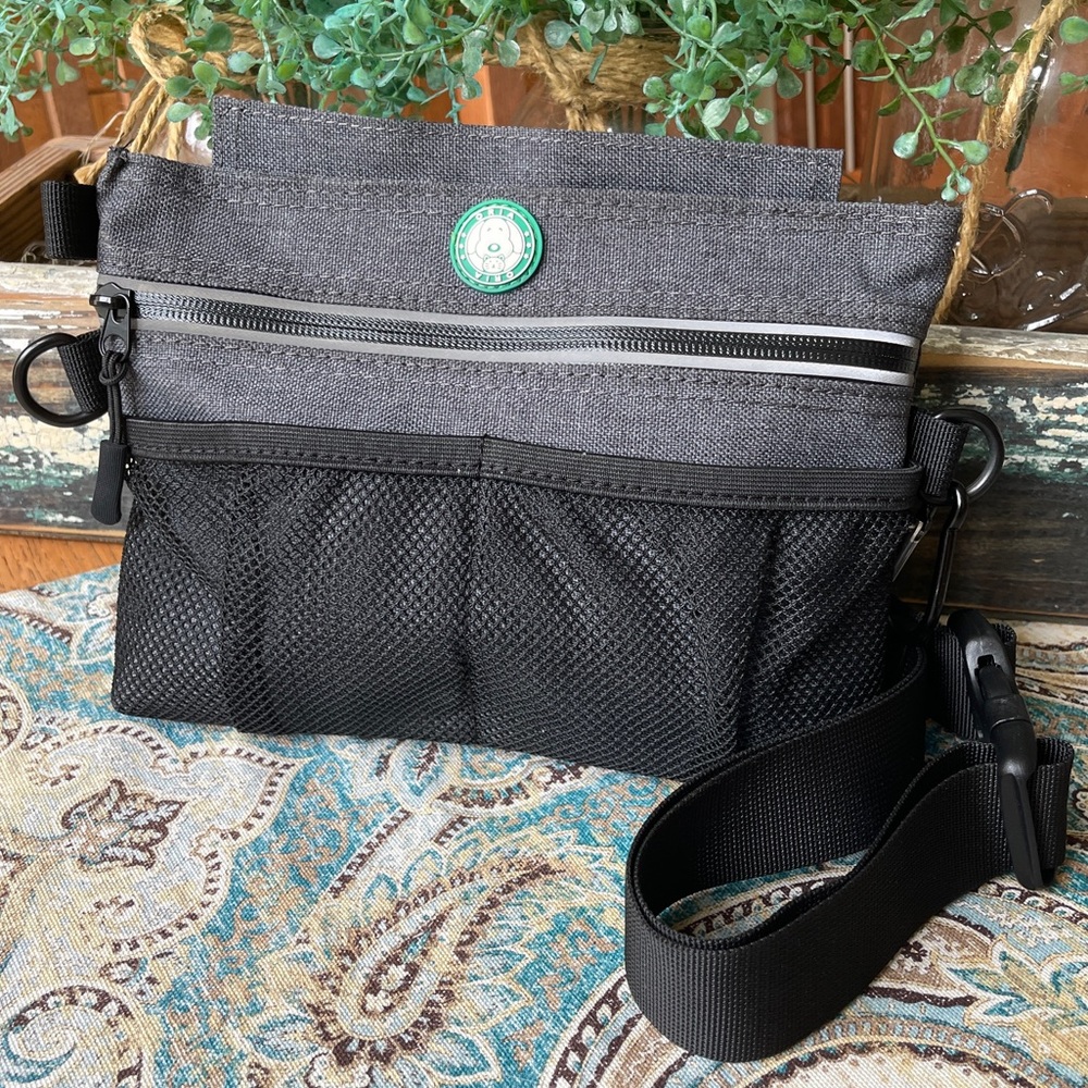ORIA Dog & Treat Utility Pouch Magnetic Closure Pet Training Treat Bag Bag